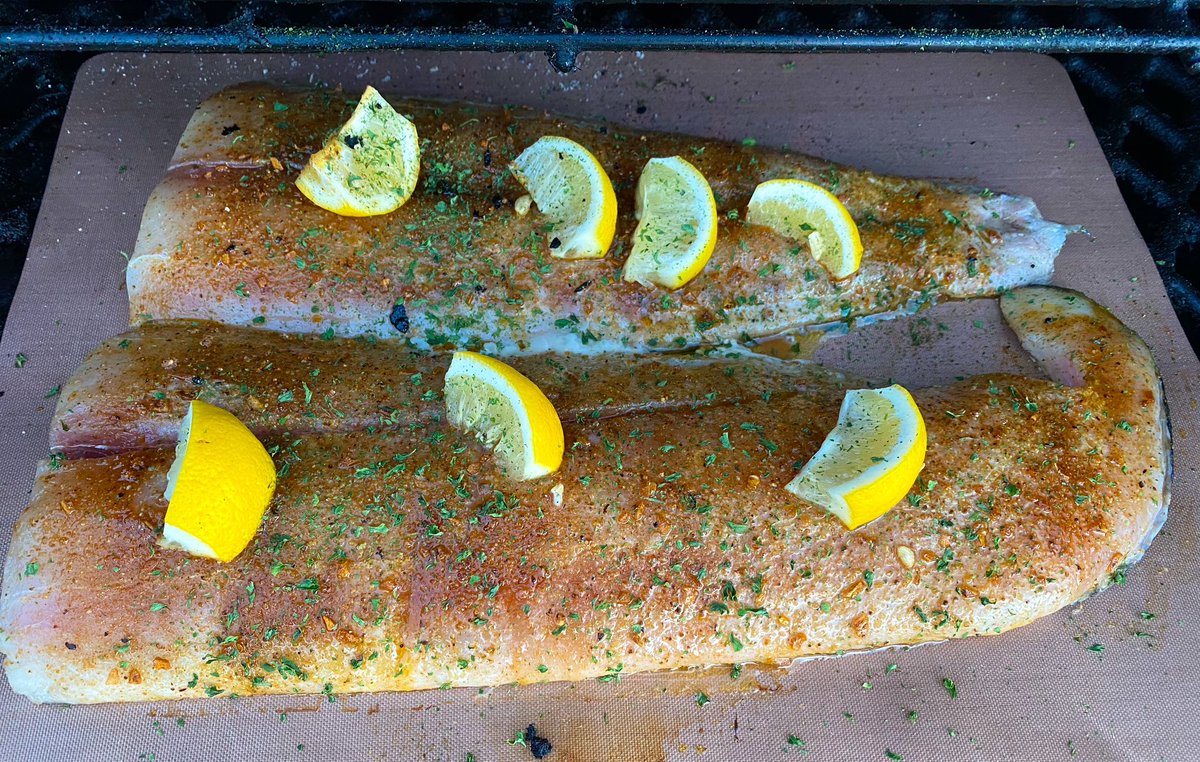 ar_steve's tweet photo. Fresh Mahi Mahi on the grill. #holyvoodoo Let's Go Hogs! https://t.co/xg4ezmxkUv