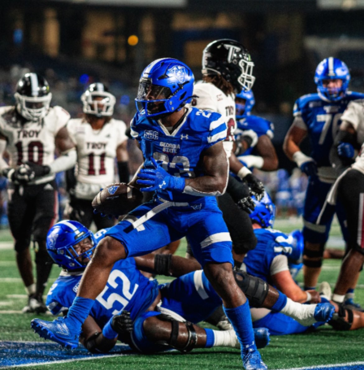 Thank you <a href="/CoachTMcKnight/">Trent McKnight</a> for checking in on the 🚾🏈 Patriots today. Glad to have <a href="/ThrowerMartez/">martez thrower</a> playing for <a href="/GeorgiaStateFB/">GSU Football</a>