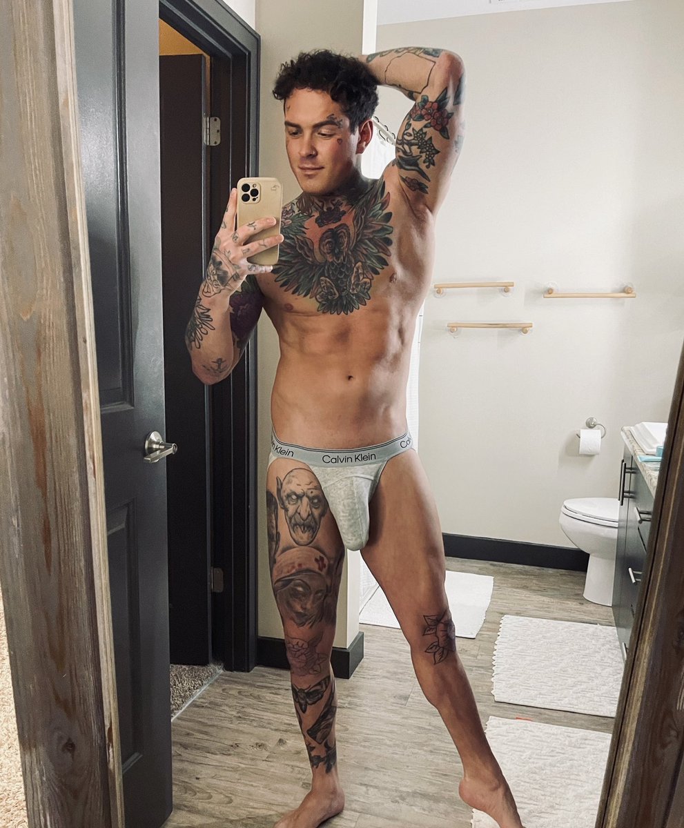 For the boys 🤝🏼 since I’ve been asked for like a year to buy some jocks. More photos going up on the OF. 🫶🏼