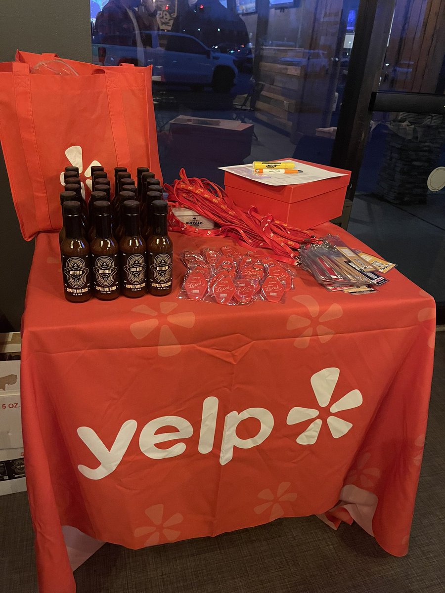 WingnutzB's tweet photo. Welcome Yelp Elite Squad to Room 40! 🍗❤️

@YelpBuffalo 
#Room40
#WingnutzBuffalo 

📍Wingnutz Bar &amp; Grill 1402 Millersport Hwy, Williamsville, NY 14221 https://t.co/FQAmnWXaiE