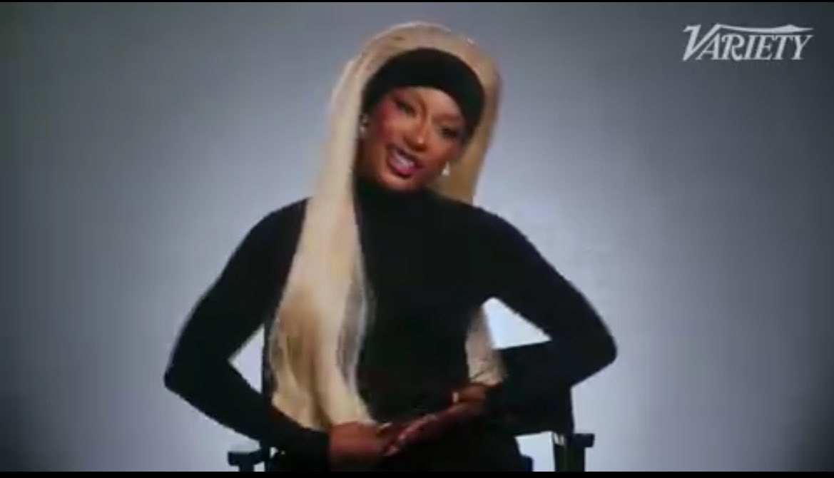 JasmynBeKnowing's tweet image. Victoria said she’s been manifesting herself holding Grammys not like THIS but like THIS 

And IKDR!