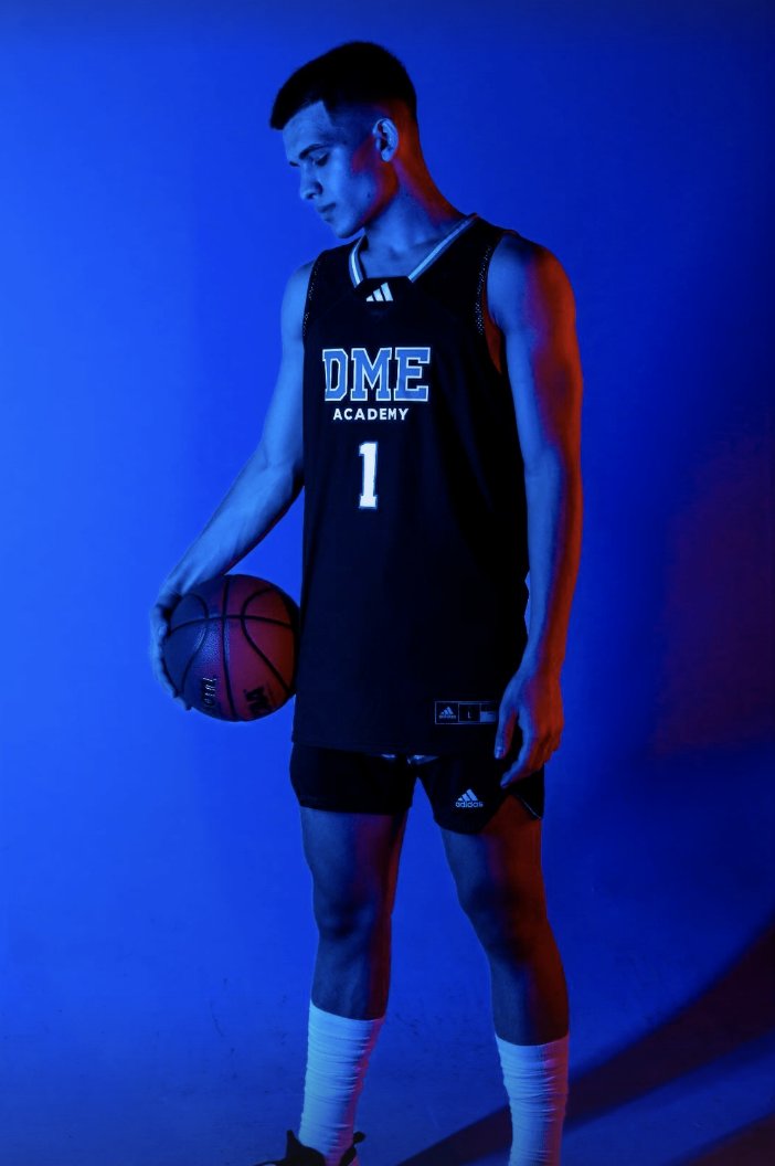 UCLA, Florida, Florida State, Kansas State and Virginia are among the latest to express interest in Top-60 2025 G Savo Drezgic.

Landed offers from Cal, Stanford, South Florida and Arizona State in his first few weeks stateside.

👥 madehoops.com/PlayerProfile.…