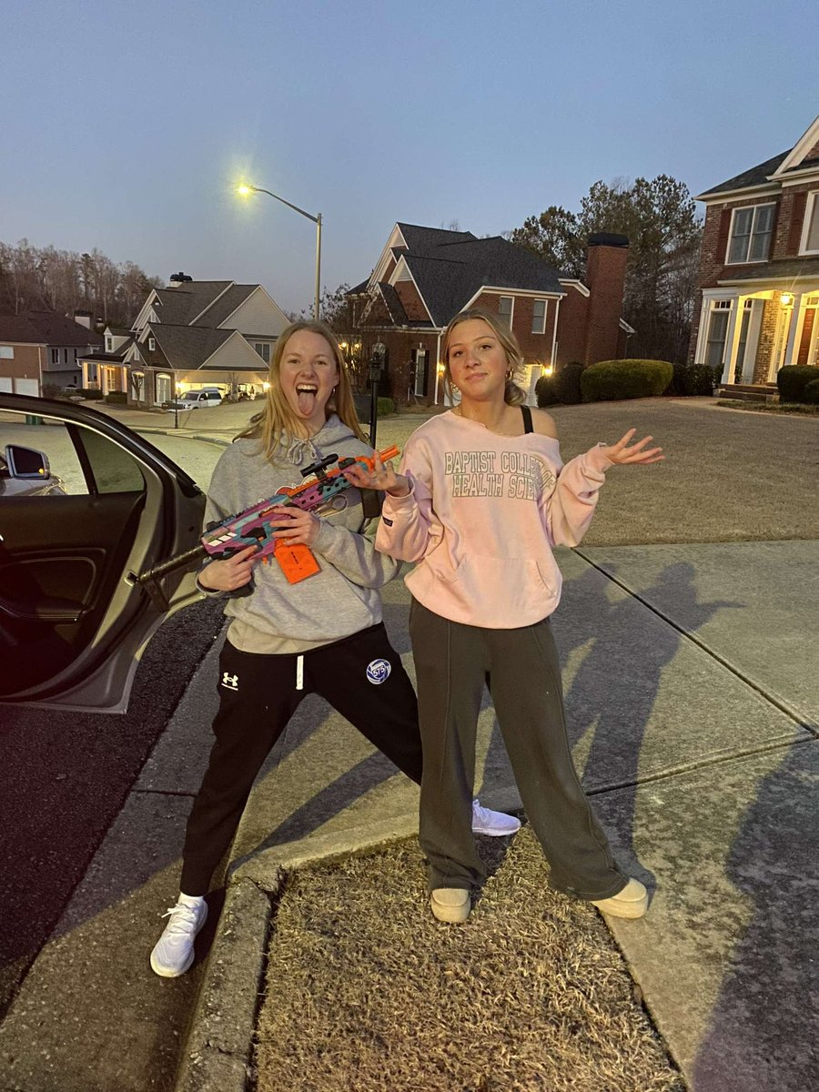 bajablasters_'s tweet photo. lillian with the drive by to shoot aubrey, blasters up 5,4👏🏼👏🏼👏🏼 @shsnerf2024 @dartdivas1 https://t.co/1TCpf5AtKq