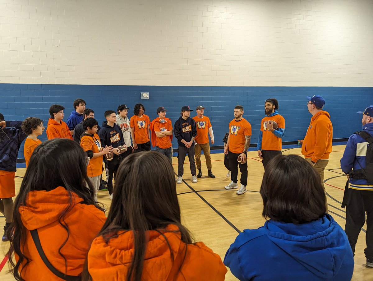 Thank you @Wpg_BlueBombers for your contribution to our work in the community. Grateful for the generosity of the Bombers players & staff sharing their time with WASAC youth 🧡🏈 #ForTheW