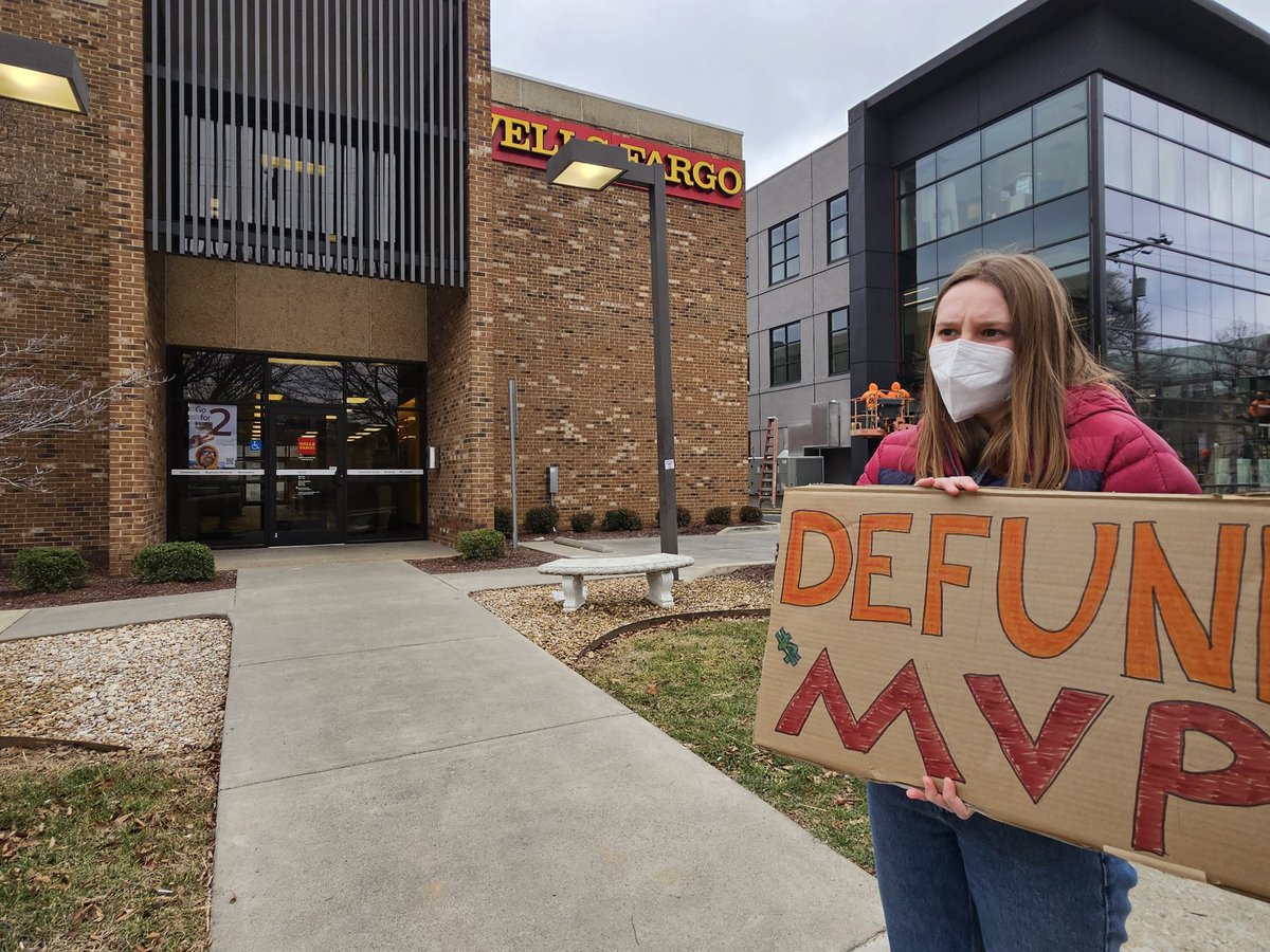 ThirdActVa's tweet image. Today in Waynesboro VA! @WellsFargo betrays our local communities by investing in the Mountain Valley Pipeline that's destroying waterways &amp;amp; communities. Customers beware of these risky investments &amp;amp; the damage they wreak on our planet. #doomtothepipeline #blockeverypath #StopMVP