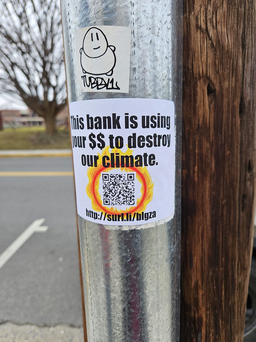 ThirdActVa's tweet image. Today in Waynesboro VA! @WellsFargo betrays our local communities by investing in the Mountain Valley Pipeline that's destroying waterways &amp;amp; communities. Customers beware of these risky investments &amp;amp; the damage they wreak on our planet. #doomtothepipeline #blockeverypath #StopMVP