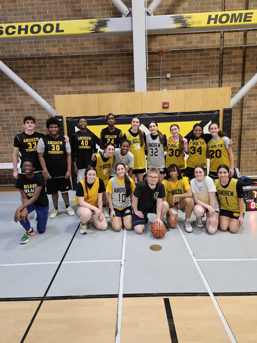 We had a great practice with our Unified Team today!!! Thanks for coming in and sharing our gym time with us!!