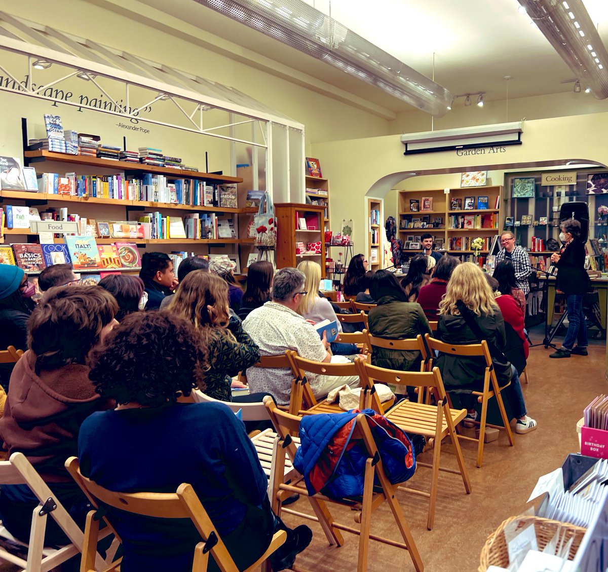 Debuting during the pandemic drastically affected my vision of what it looked like to be an author. No meeting with readers. No in-person events in California. 3 books later, my dream finally became a reality, thanks to @MrsDsBooks @thejordache @michaelleali & so many others 🩵