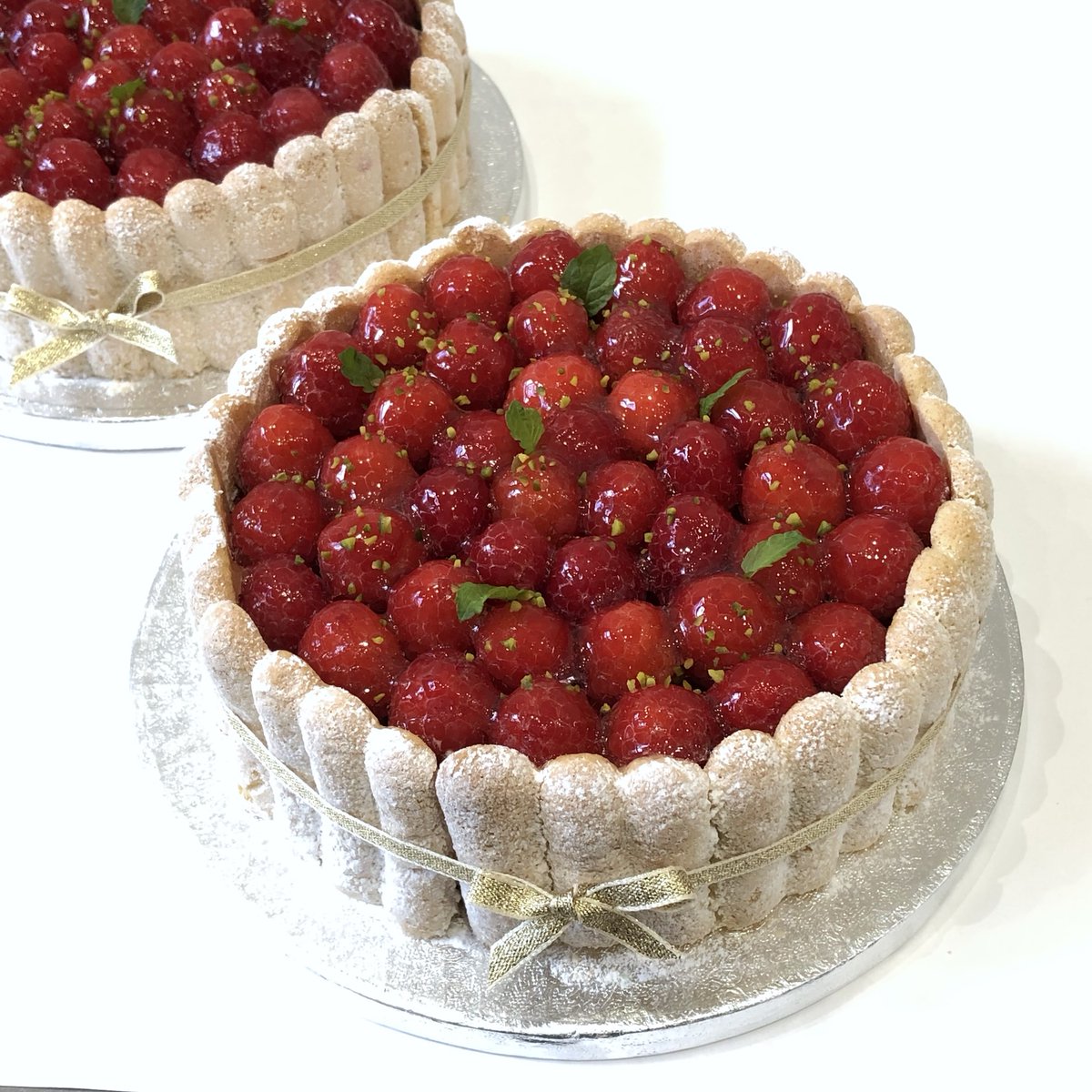 lankaupdate's tweet photo. Valentine’s special whole cakes are available on Wednesday 14 February.
Pre order collection only. Please order at the shop or submit online order form.

Passion Fruit &amp; Chocolate Mousse 12cm £28
Raspberry Charlotte 16cm £28
Vanilla Strawberry Cake 16cm £38 https://t.co/MBs73a0Evc