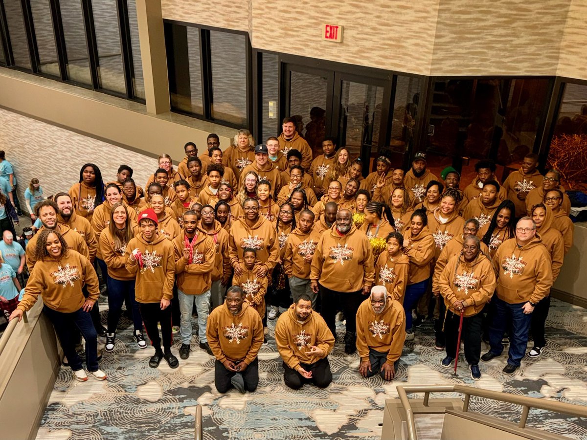 <a href="/Detroitk12/">DPSCommunityDistrict</a> Area 26 Deeeeeetroit State Winter Games Team <a href="/SpOlympicsMI/">Special Olympics MI</a> 
<a href="/Lnzoma/">LNzoma</a> <a href="/sbjardine/">Sarah Jardine</a>