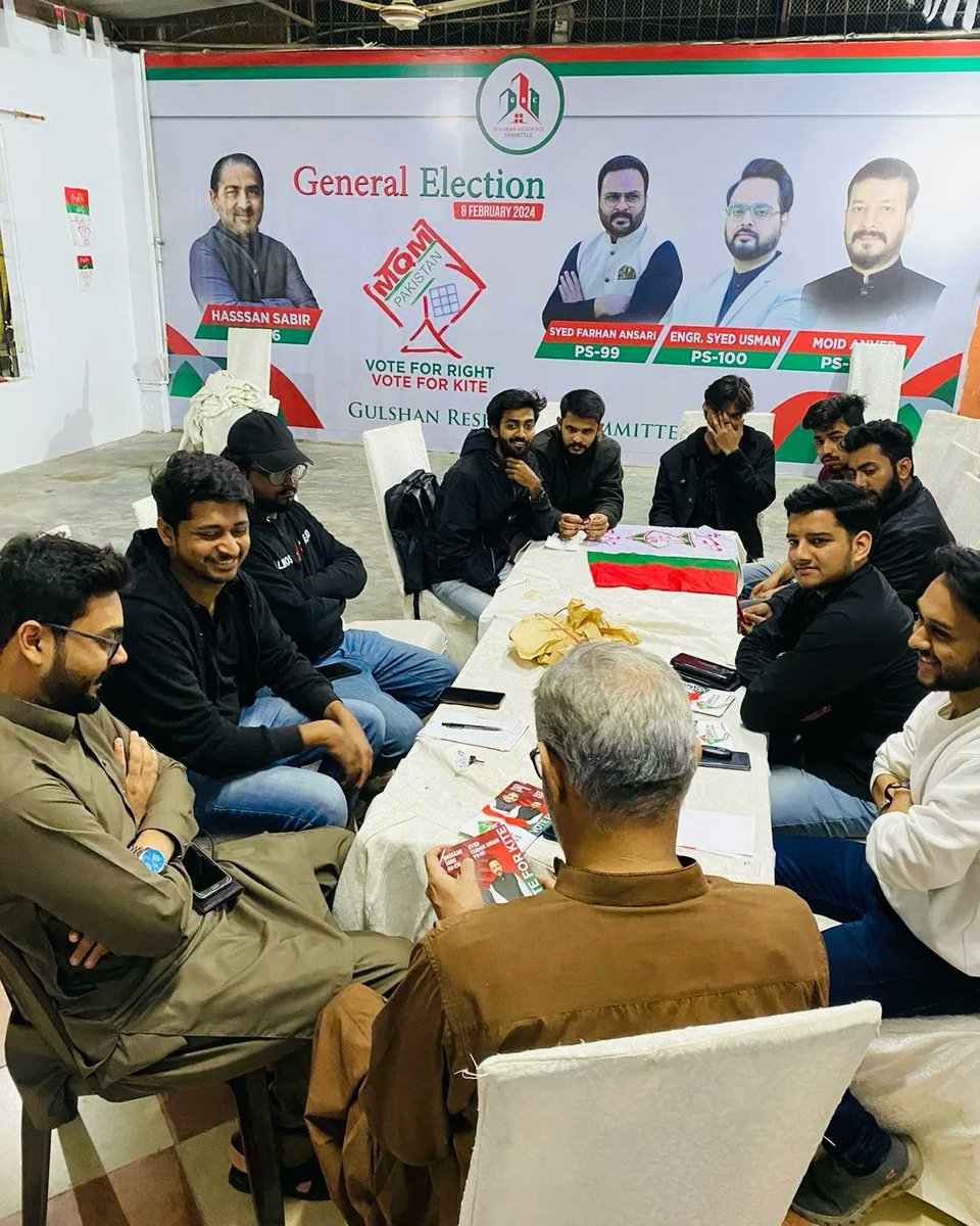 MQM_NA236's tweet photo. رُکن رابطہ کمیٹی حیدر عباس رضوی بھائی نے مرکزی الیکشن آفس NA-236 کا دورہ کیا اور رُکن این اے کمیٹی بیرسٹر حسن خان بھائی اور این اے یوتھ کمیٹی NA-236 سے الیکشن کے کاموں کا فالو اپ لیا اور کام کو مزید تیز 
کرنے کی ہدایت ک

@MQMPKOfficial @Nadirqureshi  @HARizviMQMPak @MQMPUpdates https://t.co/Hosx4K7rM7