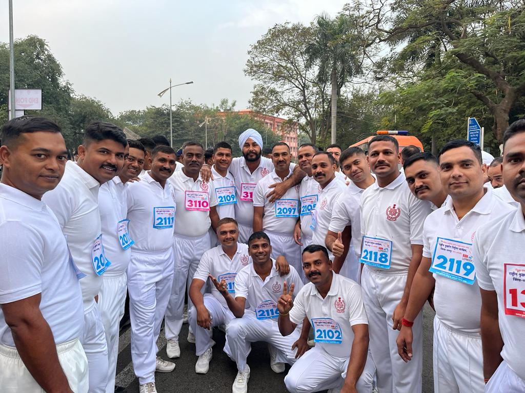 nfsc_mha's tweet photo. Trainees, students and staff of NFSC participated in "Run for Leprosy - Ending stigma, embracing dignity" as part of National Leprosy Eradication Programme. 5 km distance was covered in the programme.
#nfsc #leprosyeradication #runforleprosy #nagpur #fireservices https://t.co/aOM4Ugkegg
