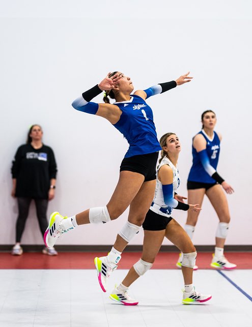 BellaOcampo25's tweet photo. π₯π last weekend at the North TX Unity Bid tournament, battled hard in the semis and came up short in the final. π Up next Tour of Texas in Houston. #PlayForPing #Pingdom #Skyline17Royal #NTRVolleyball https://t.co/sBzd1ri6FR