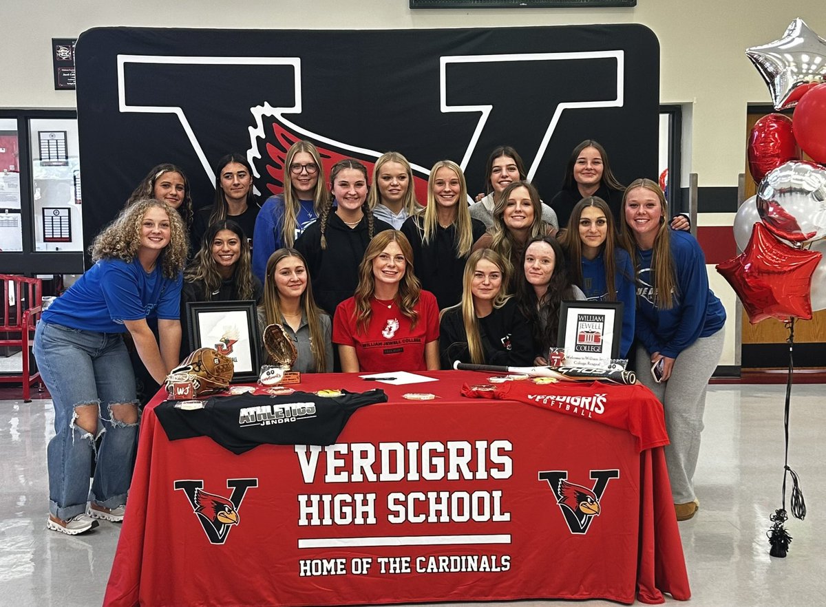 Officially offical! So grateful for the wonderful support from my family and friends! see you soon, Liberty! ❤️🖤🤍