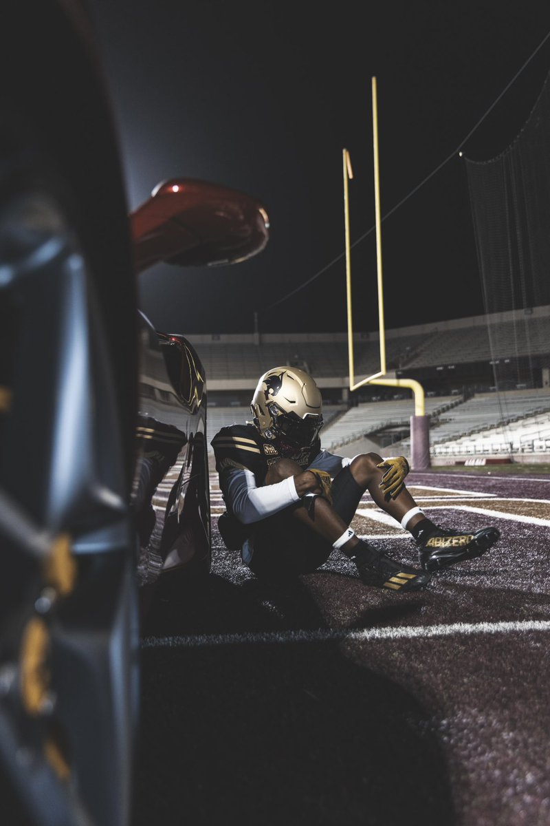 Jabarie Thornton (@j_thorn1on_) on Twitter photo Blessed to receive my 5th D1 offer from Texas state!!! <a href="/JermaineCarpent/">Coach Carp</a> <a href="/Coach_Hyde/">Coach Don Hyde</a> <a href="/SkysTheLimitWR/">Margin Hooks</a> Blessed to receive my 5th D1 offer from Texas state!!! <a href="/JermaineCarpent/">Coach Carp</a> <a href="/Coach_Hyde/">Coach Don Hyde</a> <a href="/SkysTheLimitWR/">Margin Hooks</a>