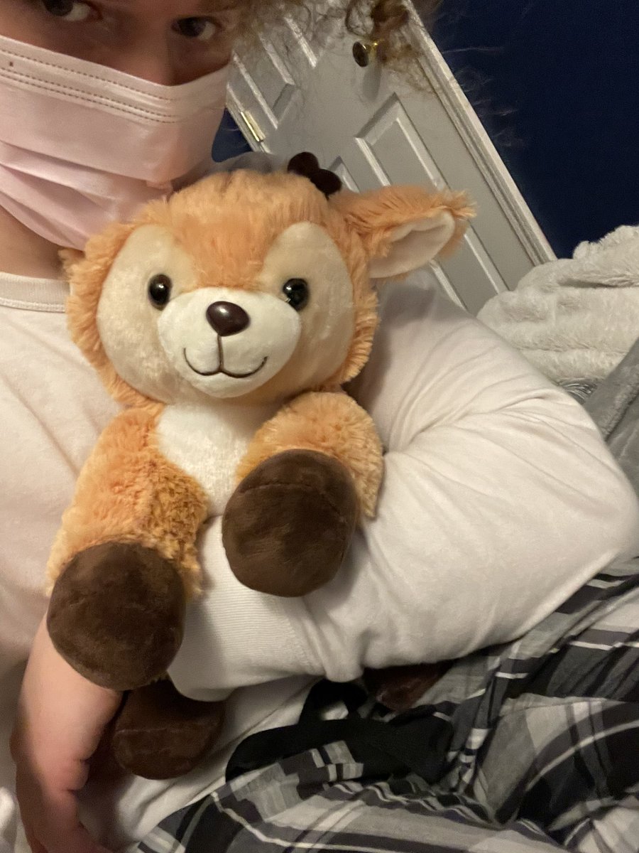 silllypaws's tweet photo. a friend bought me a deer plushie im so happy i love it sm https://t.co/eikHE17ZRA