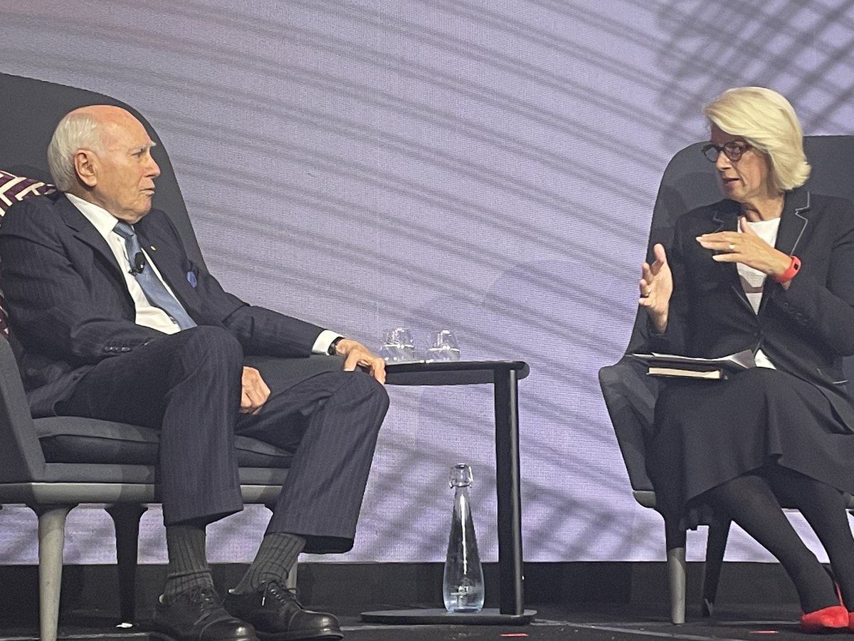 Talking courageous reform at #ceosummit. The Hon. John W Howard shares his insights on leadership to drive change.