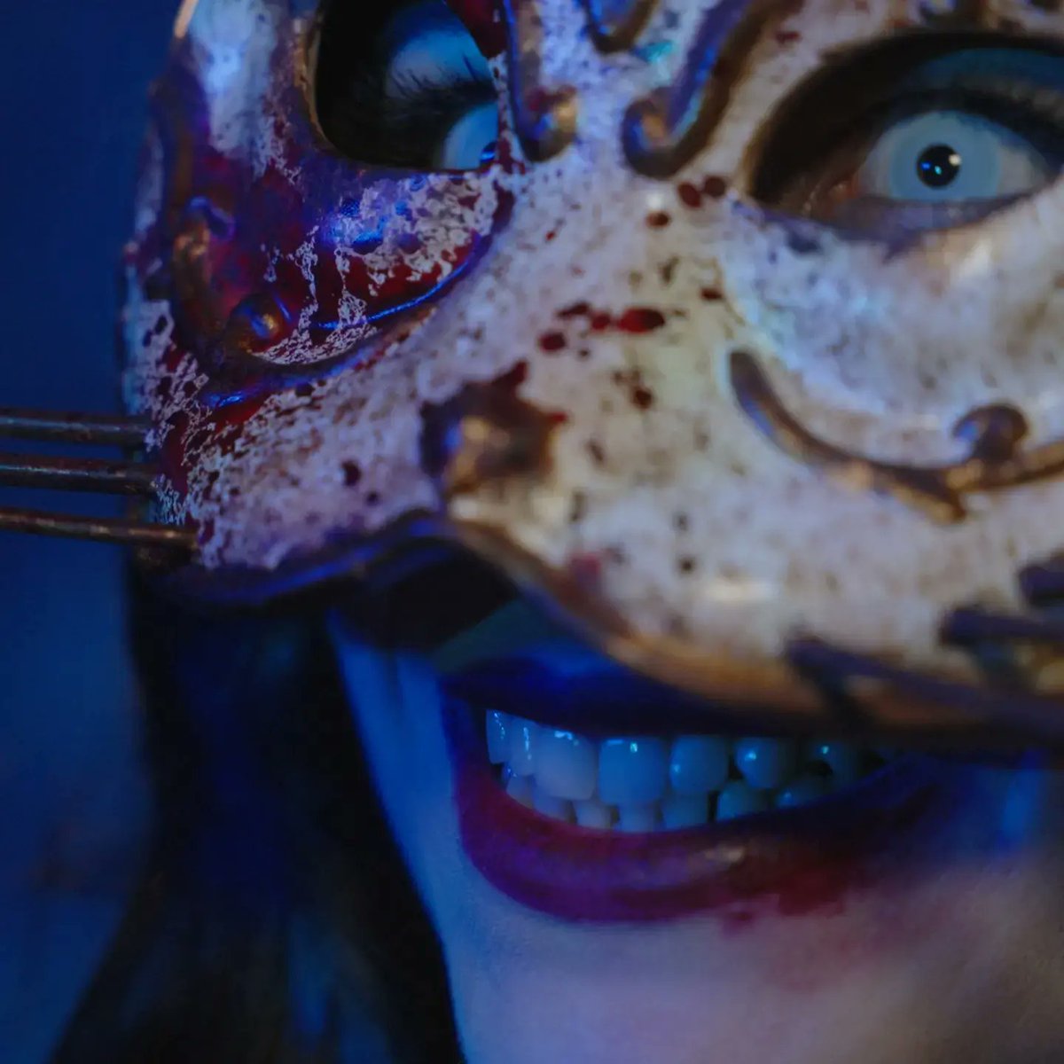 JTMusicTeam's tweet photo. That's a wrap on Day 1 of our Steinman Music Video!! #steinman #bioshock https://t.co/lNAPwrIluz