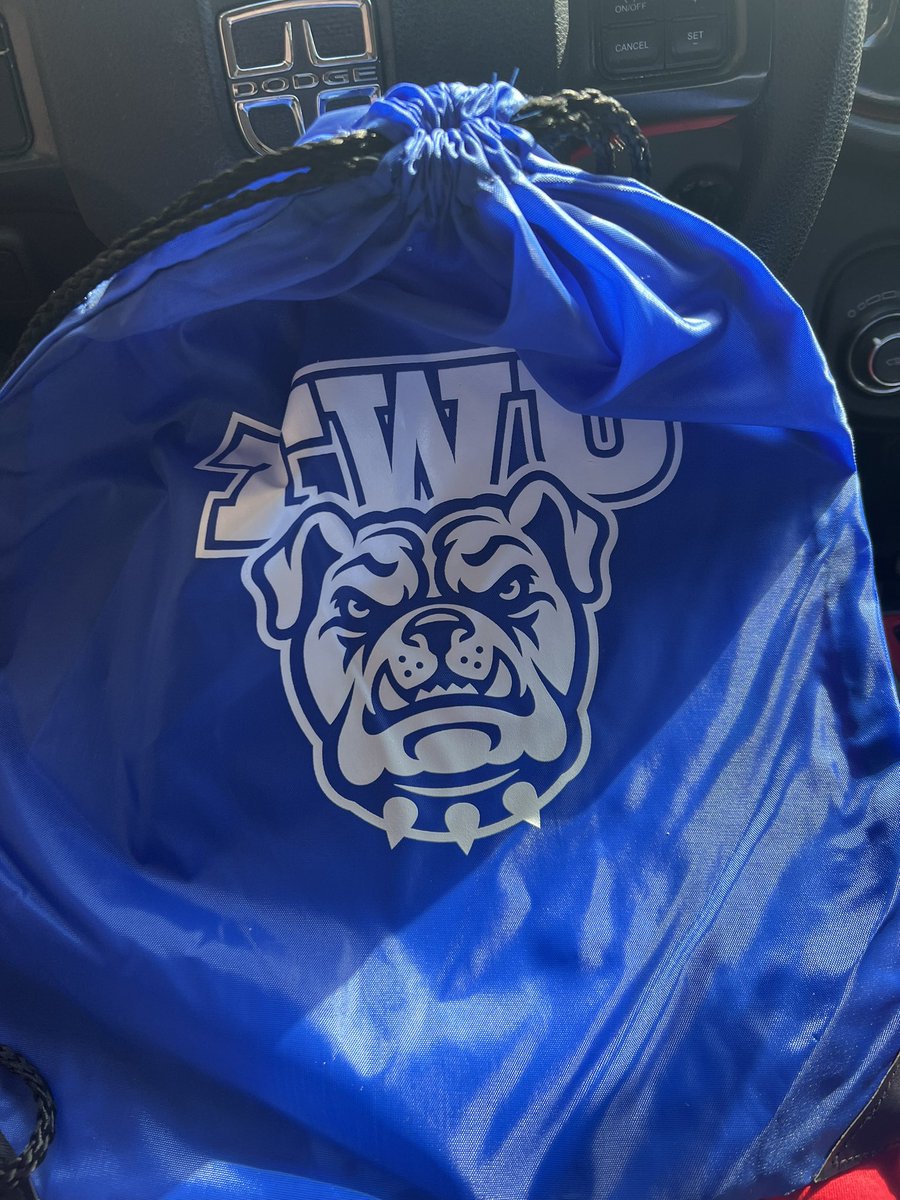 Had a great time <a href="/TNWesleyan/">Tennessee Wesleyan</a> today! Thank you for having me and for the awesome experience! 

@Maryville_Track