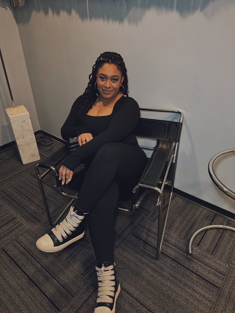 💛 𝚂𝚞𝚗𝚗𝚢 𝚆𝚒𝚕𝚍𝚏𝚕𝚘𝚠𝚎𝚛🌻 tweet media