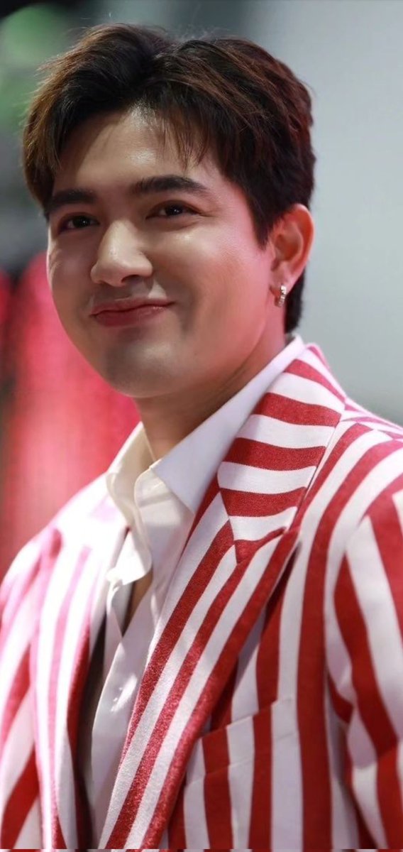 ch8865651's tweet photo. รักเราไหม เรายิ้มเก่ง💗
#เข้มหัสวีร์ 
Kem morning
Hussawee  So cute https://t.co/OP9lte0ycG