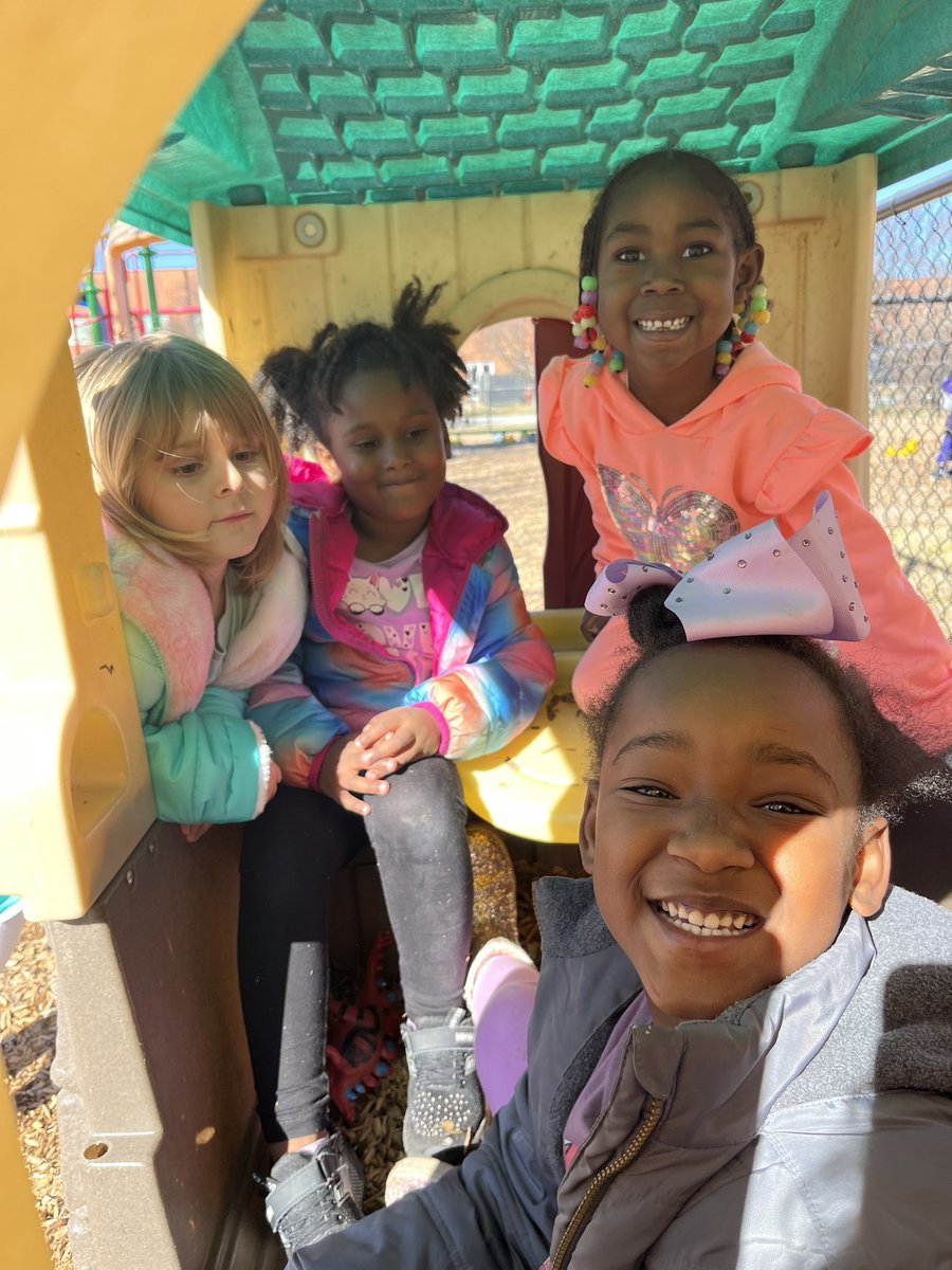 RCPS_EarlyLearn's tweet image. Playground Vibes
#playground #playgroundvibes #dph #pat #wednesday