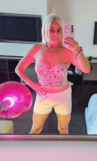 Check my Instagram if you havent yet ! Paytonhalltv https://t.co/IlZc8LyhJS<a href="/tag/mvsales"class="tags"><span>#mvsales</span></a>