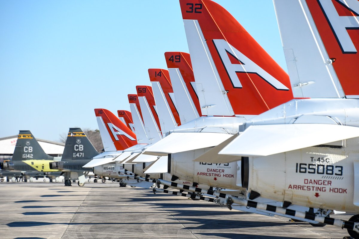 kmeiaviation's tweet photo. We had quite a busy day at KMEI! Give us a 👋 in our comments if you were here today! We had over 40 T-45s in and out, along with a handful of T-38s, a few helicopters, a couple of student learning to fly, and lots of general aviation. A busy day indeed! https://t.co/tNdUnFo9Lg