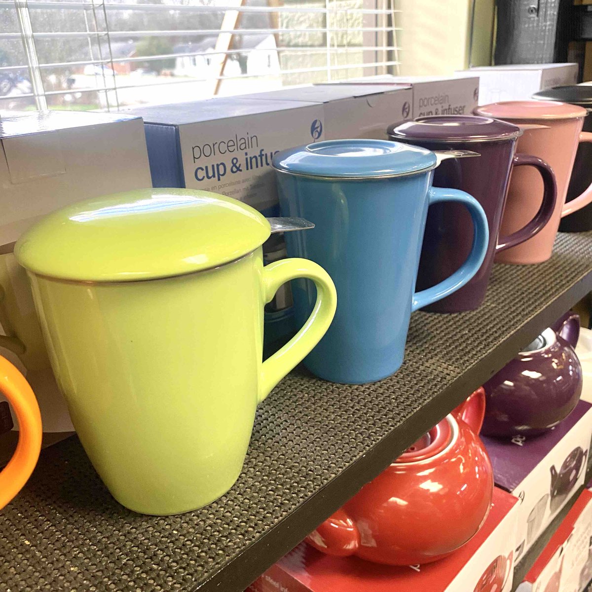 aromagregory's tweet image. Stay hydrated. 🍵 ☕️ 🫖 

aromags.com/product-catego…

#infuser #teapot #tea #teacup #teatime #Porcelain #coaster #cuppa #cuppatea #stayhydrated