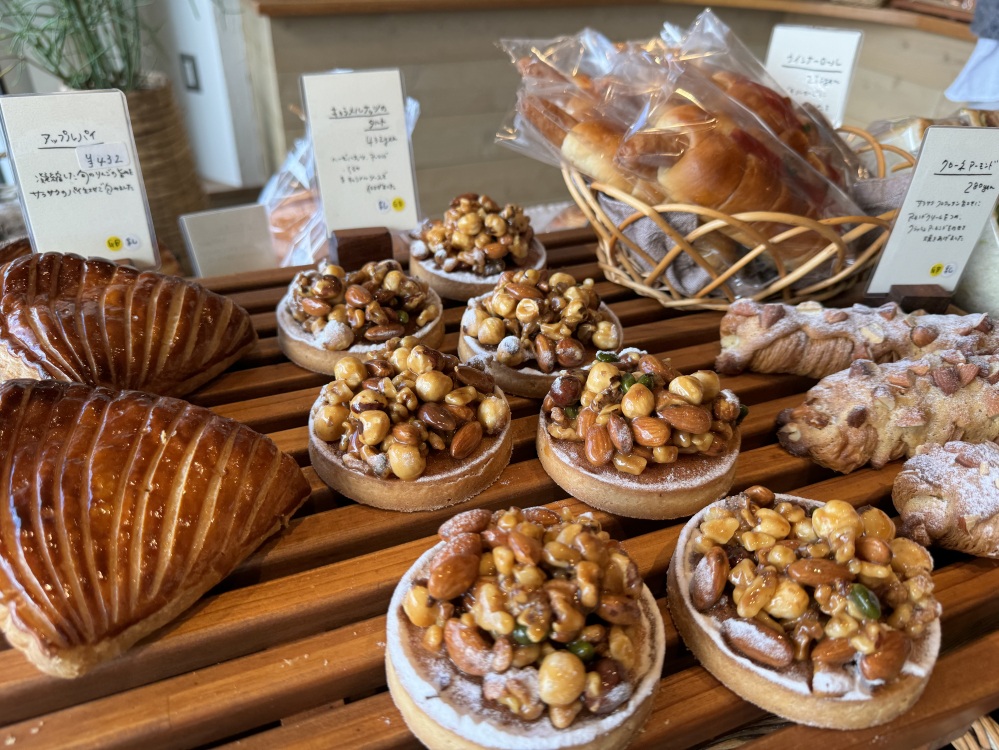 fukuikankou's tweet image. ⭐️【#福井市 の #人気パン屋 さん５選】
ㅤ
昔からお米が愛されてきた日本でも近年、朝食は #パン派🍞の方が多くなっているんだとか😳
ㅤ
今回はふく旅ライターさんが福井市内の人気 #パン屋 さんを調査してきてくれましたよ👍
ㅤ
是非皆さまご参考ください😆
fuku-e.com/fukutabi/detai…

#福井県  #パン