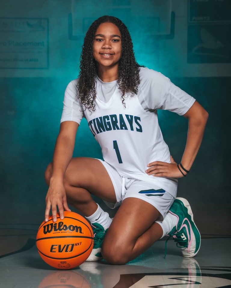Better than ever. Content G 2028 Aliyah Cabrera from Naples, Florida, has a love for learning at Seacrest Country Day School. She has a no-surrender mentality, sacrificing her body in the lane for Florida Diamond. Not many players encompass her work ethic. MiddleSchoolElite.com