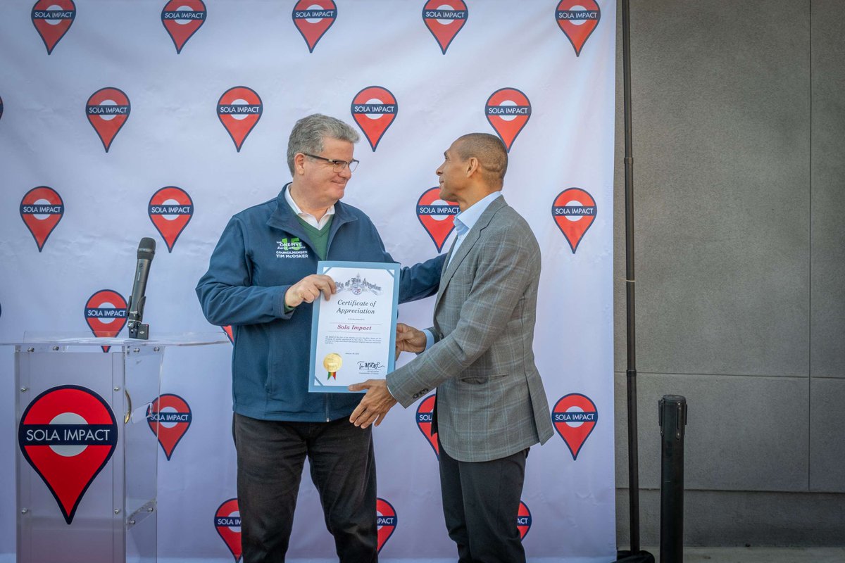 We had the honor of presenting our 10th affordable housing project in San Pedro alongside Councilmember @TimMcOskerla
This 48-unit building will primarily house veterans and honors the memory of Wilma's Cafe which once stood in place of the building.