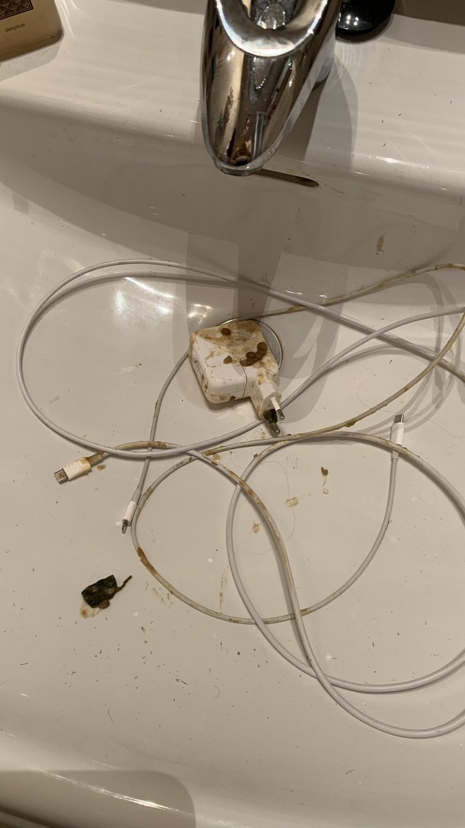 _erb22_'s tweet photo. Out of context https://t.co/DVYlcuBnfz
