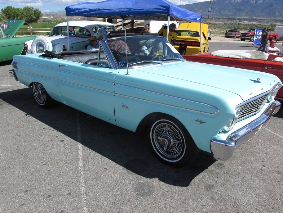 AutosTrucksRods's tweet photo. The 1964 Ford Falcon Convertible. Out of all the Ford Falcons produced, the 1964 Falcon Convertible might be the most collectible of all..#fordfalcon..#convertiblecars....Photos, MOdel History, Styling, Specs....https://t.co/L24obaswoR https://t.co/k9ps23vqte