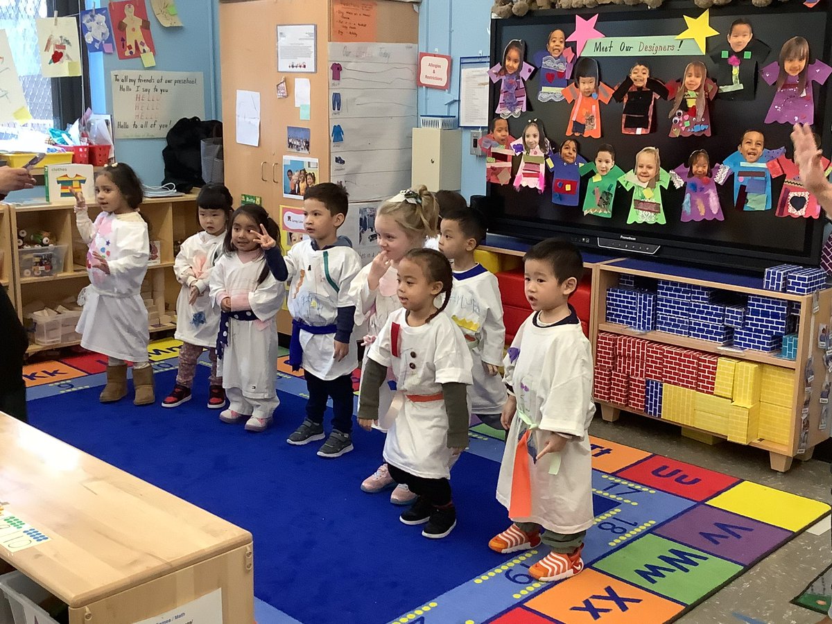 D25PreKCenters's tweet photo. Thank you to all our 3K families who joined us to celebrate the culmination of our Clothes Study! Our 3K classes hosted a fashion show of clothes our students designed, followed by a craft with our families. It was fabulous! #district25prekcenters #familyengagement #clothesstudy https://t.co/FUIGJkvAjH