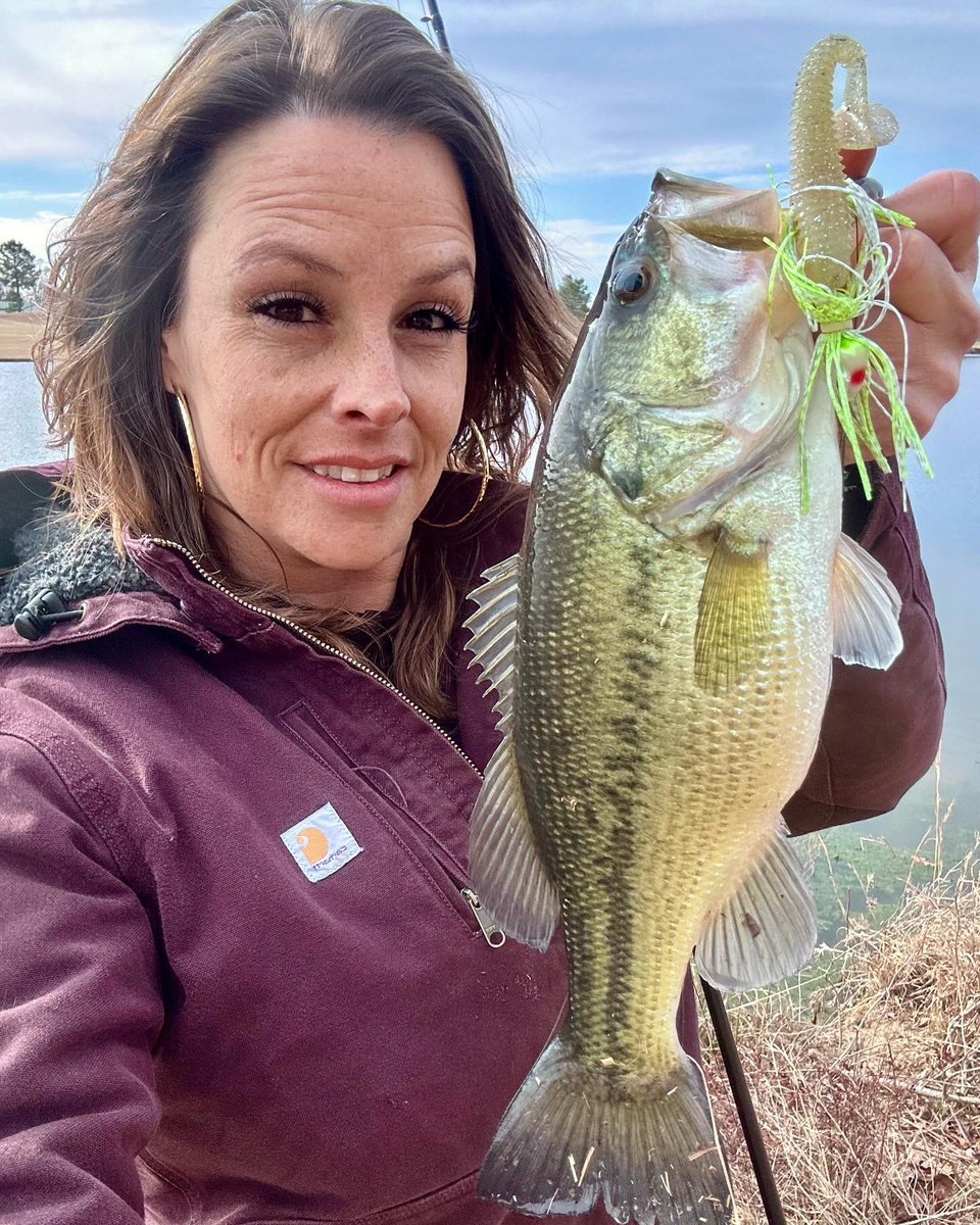 Blessed to make another trip around the sun and thankful to have had to the chance today to catch some #birthdaybass. I look forward to what this year has to offer. #42yearsold #bassfishing #airrusrods #largemouthbass #catchandrelease