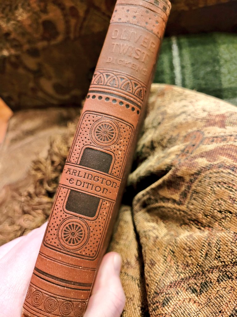 Based_Jedi's tweet image. Found this copy of Oliver Twist by Charles Dickens in a local library $1 bookbin. This edition is from 1887. 

137 years old!