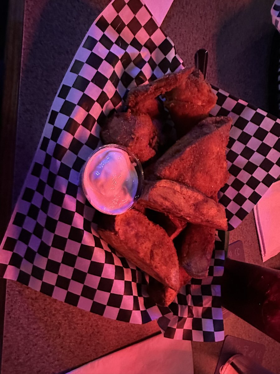 Jake Dickert (@coachdickert) on Twitter photo Enjoying my favorite meal at a great COUG spot in Seattle!!! Enjoying my favorite meal at a great COUG spot in Seattle!!!