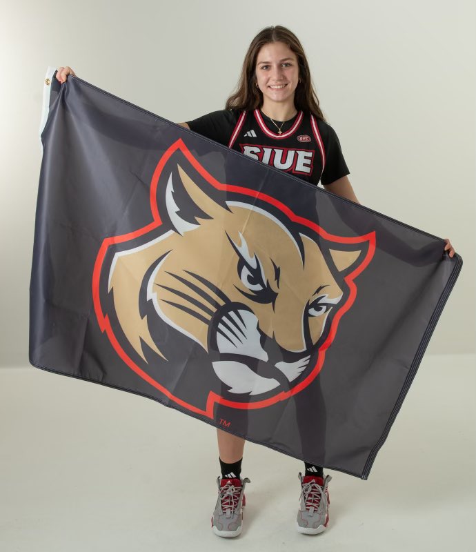 Gina Davorija (@ginadavorija) on Twitter photo After a great visit, I am excited to say I have received an offer from Southern Illinois University Edwardsville. Thank you to <a href="/CoachSQuigley/">Sam Quigley Smith</a> and staff for this amazing opportunity!!
<a href="/FullPackageGrls/">Full Package Athletics 3SSB Girls</a> <a href="/GBS_GirlsBball/">Glenbrook South Girls Basketball</a> <a href="/SIUEWBB/">SIUE Women’s Basketball</a> After a great visit, I am excited to say I have received an offer from Southern Illinois University Edwardsville. Thank you to <a href="/CoachSQuigley/">Sam Quigley Smith</a> and staff for this amazing opportunity!!
<a href="/FullPackageGrls/">Full Package Athletics 3SSB Girls</a> <a href="/GBS_GirlsBball/">Glenbrook South Girls Basketball</a> <a href="/SIUEWBB/">SIUE Women’s Basketball</a>