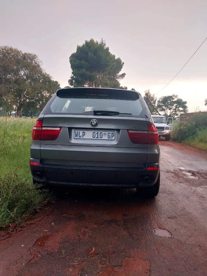 sixft7latina's tweet image. Please help if you see anything! Mapule Oganne

Still not found yet 

She was hijacked but the car was recoved but no details of her yet 

Let's all pray she comes back home safe and alive 😭😭😭🤞🏽