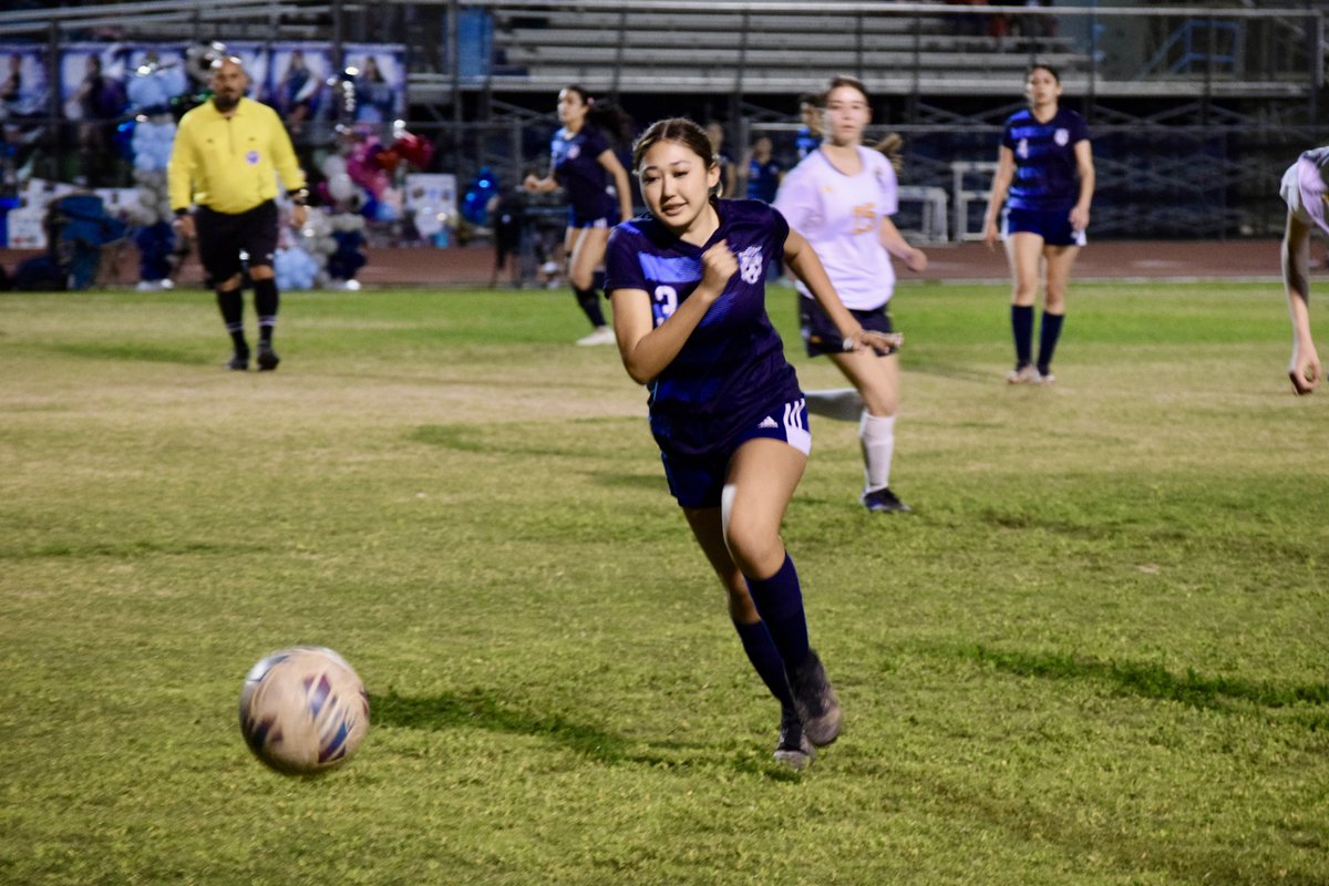 PuebloGSoccer's tweet photo. Pueblo battled Flowing Wells, but came up short 1-0. #SiSePuede ⚽️ https://t.co/DLZ87h2paA
