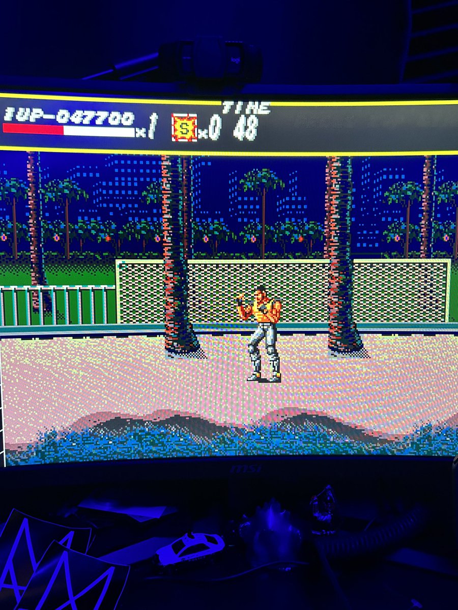 xBREZKI's tweet photo. Streets of Rage kinda night! https://t.co/mSNY8L1phJ