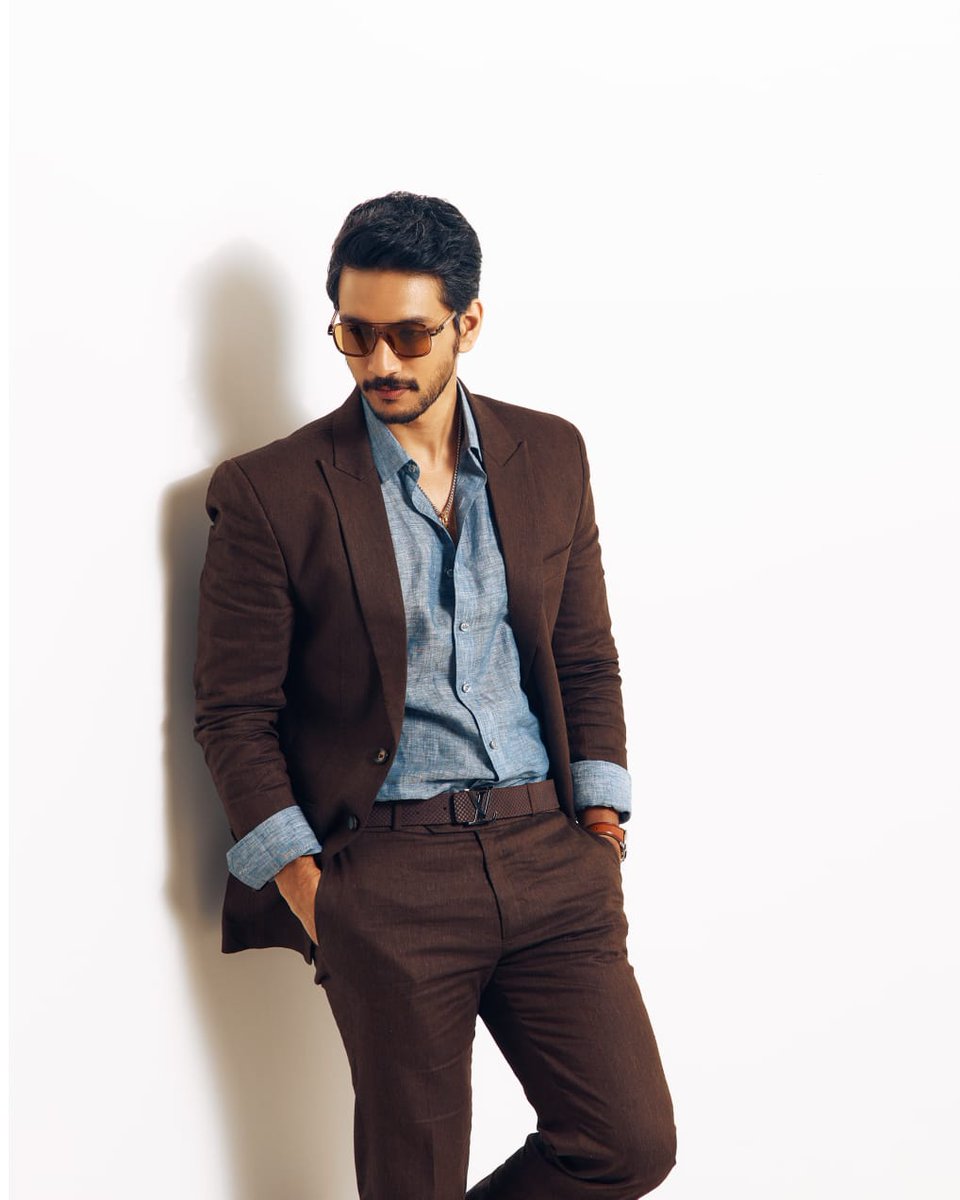 SSMusicTweet's tweet photo. . @Gautham_Karthik setting the style bar high in his latest photoshoot. 

#11YearsofKadal #11YearsOfGauthamKarthik
@Gopi_Thiraviyam @pro_barani https://t.co/9PIN8ZgUZ5