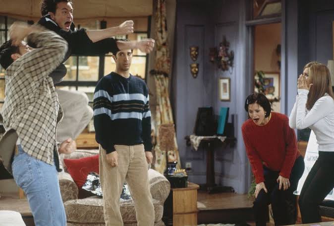 ChandlerBing_12's tweet photo. Hang this in the Louvre https://t.co/6GPDUz5Uxr