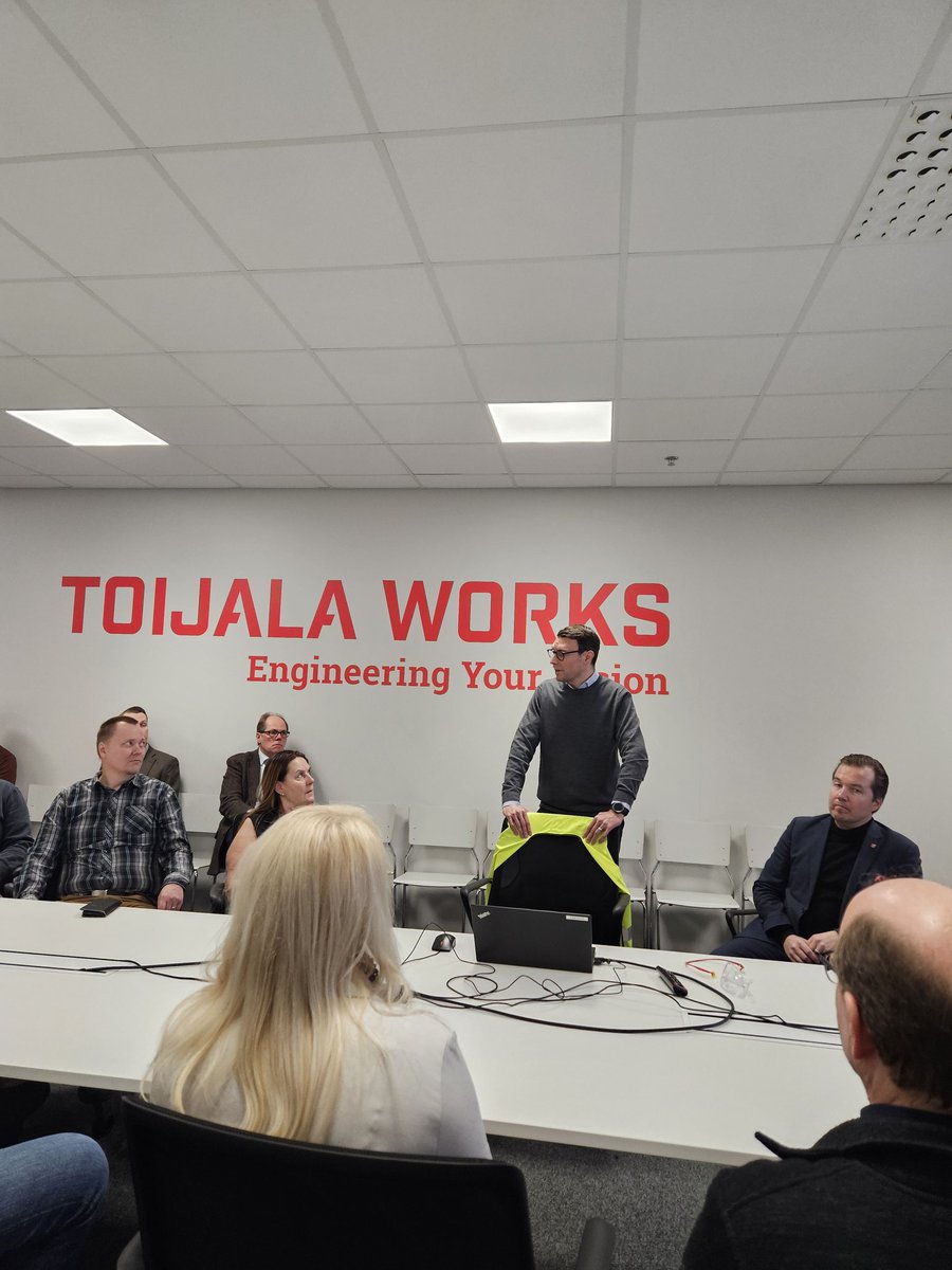 antti2603's tweet photo. Tänään @k2tre Akaan Ykkösryhmä #toijalaworks @Akaankaupunki @Valkeakoski1923 @AkiraRopo https://t.co/XyBeI3jWSp