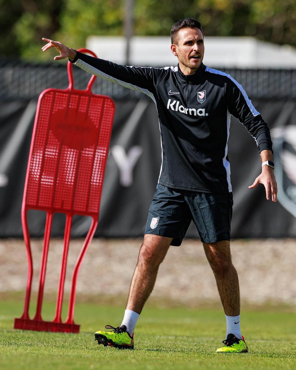 TheUnionGK's tweet photo. SHOUT OUT TO  ORIGINAL
@TheUnionGK CO-FOUNDER &amp; @goalkeeperpod member @progkacademy ON THE APPOINTMENT!🤩 https://t.co/qdBGnxKCBD