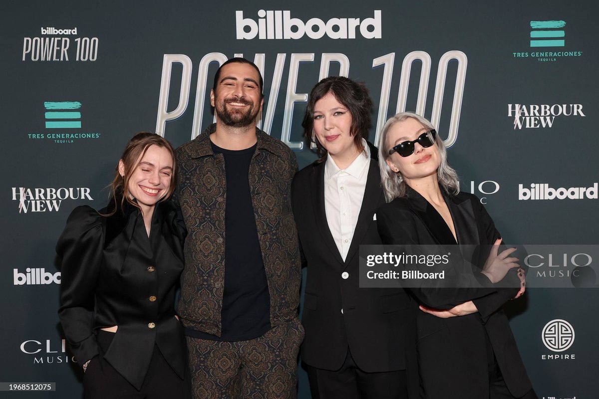 boygeniussource's tweet photo. boygenius and Noah Kahan at the Billboard Power 100 event tonight! https://t.co/ECfoJh42kL