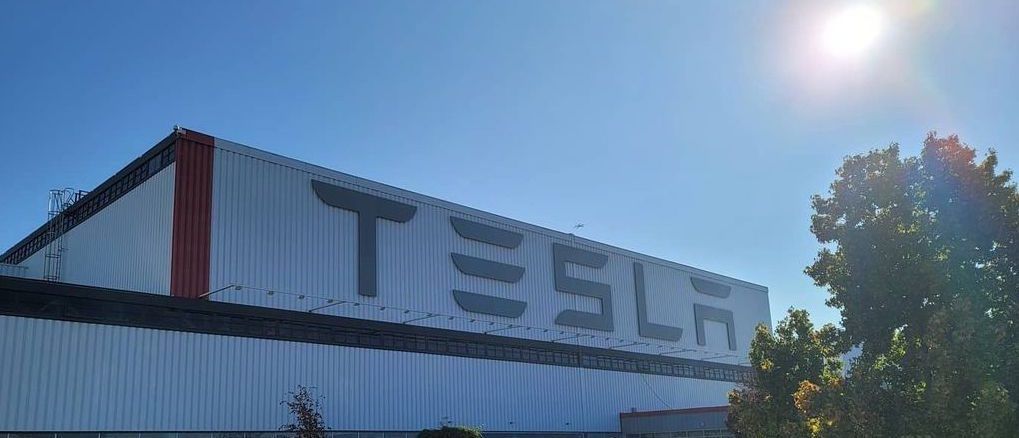 Nuevo León preps for Tesla Giga Mexico with highway expansion. Increased traffic and supplier operations aim to boost the region's economy and mark a milestone in industrial growth. #TeslaGigaMexico #EconomicDevelopment #Infrastructure
buff.ly/3u5Uzb4