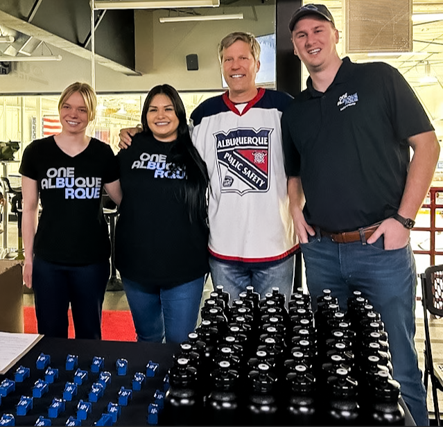 ABQBeautiful's tweet photo. Supporting our partners the Ice Wolves hockey team at the game this weekend was a blast! 🐺⛸️ We had a great time representing ABQ Solid Waste and giving away free reusable water bottles. 💙🏒 @NMIceWolves @MayorKeller 
.
.
.
 #OneAlbuquerque #KeepABQBeautiful #IceWolves https://t.co/vN3LsprVNt