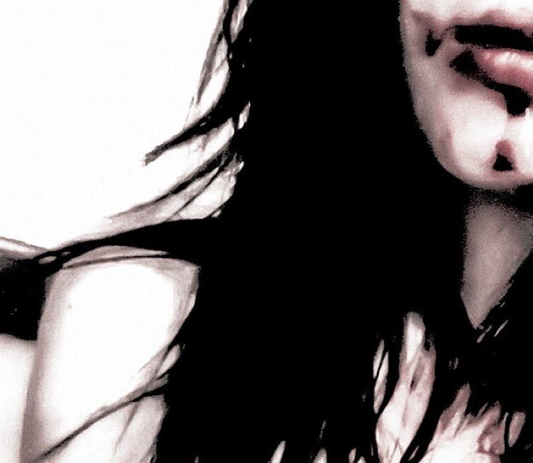 WITTYFANGED's tweet image. ⠀

 ⠀